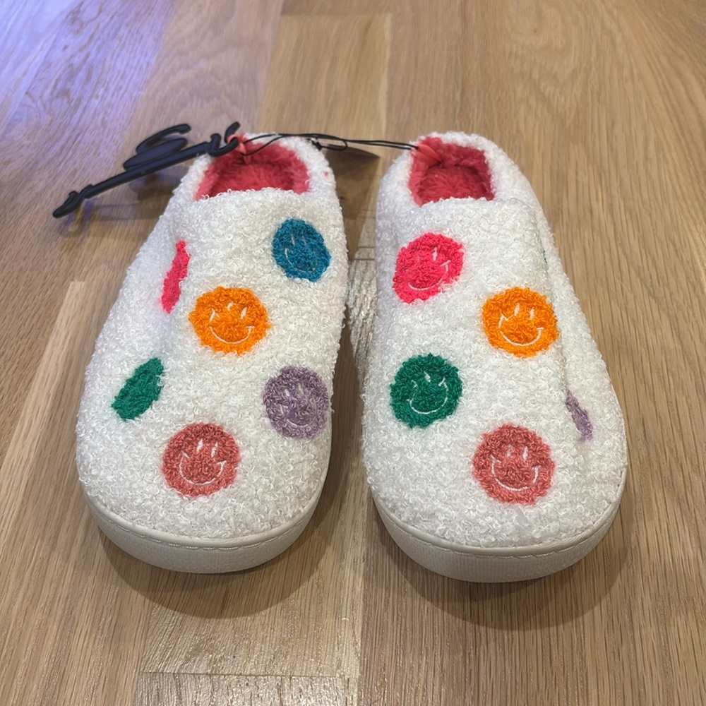 Smiley Slippers - Picture 3 of 3